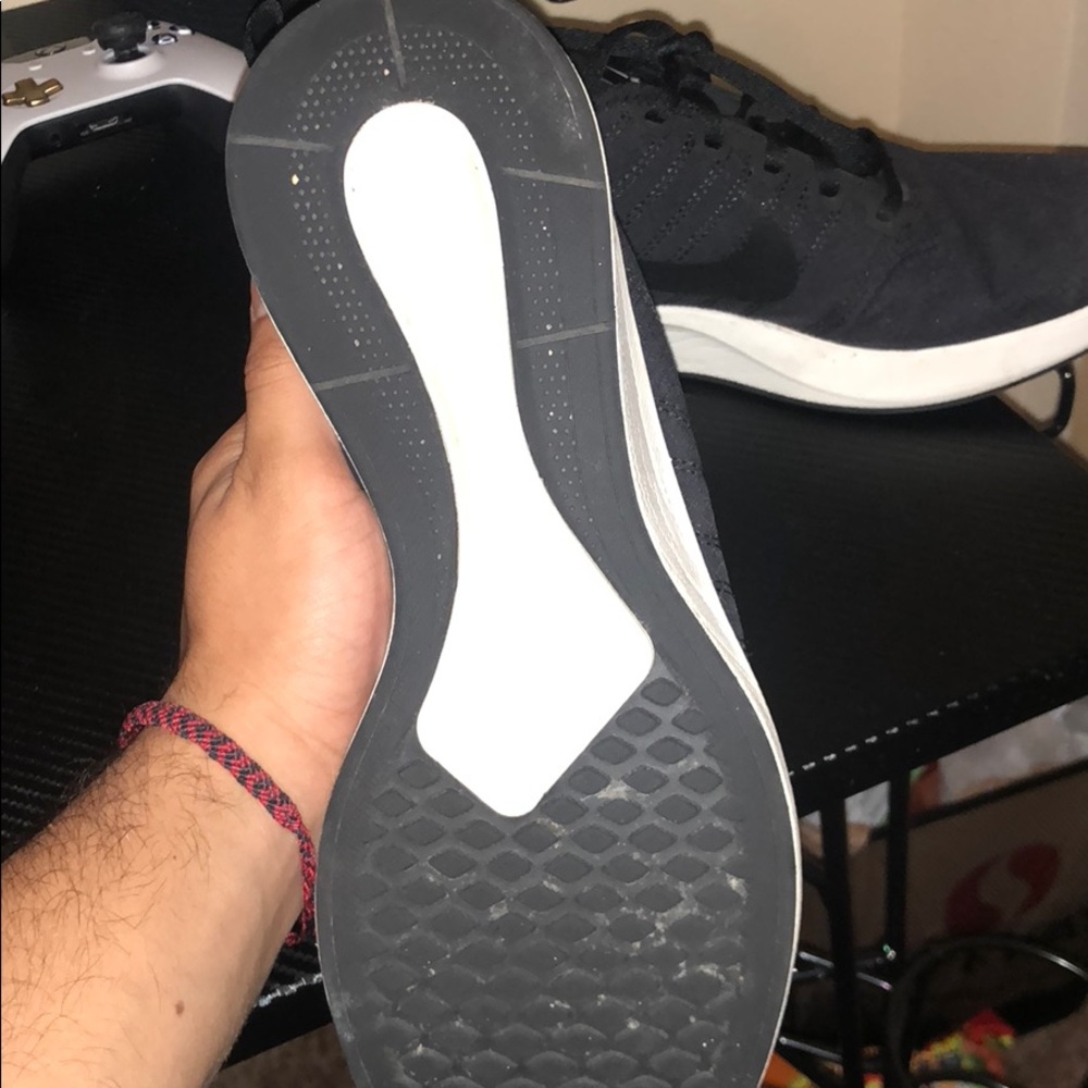 Nike Shoes - Picture 3 of 3